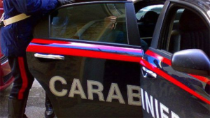 carabinieri auto sportello