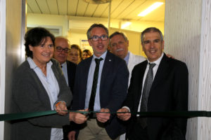 Il taglio del nastro con l'assessore regionale Saccardi, Stefano Scaramelli e il sindaco Valentini