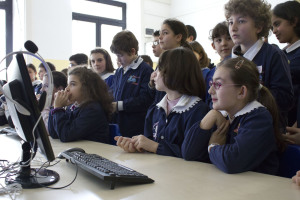 Chiusi aula informatica