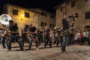 Mercantia LARGE STREET BAND - FOTO DI LISA_BARCAIUOLO