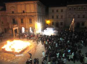 festa san silvestro capodanno piazza grande 2010