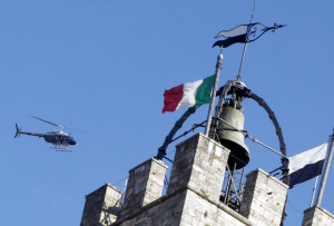 polizia elicottero torre